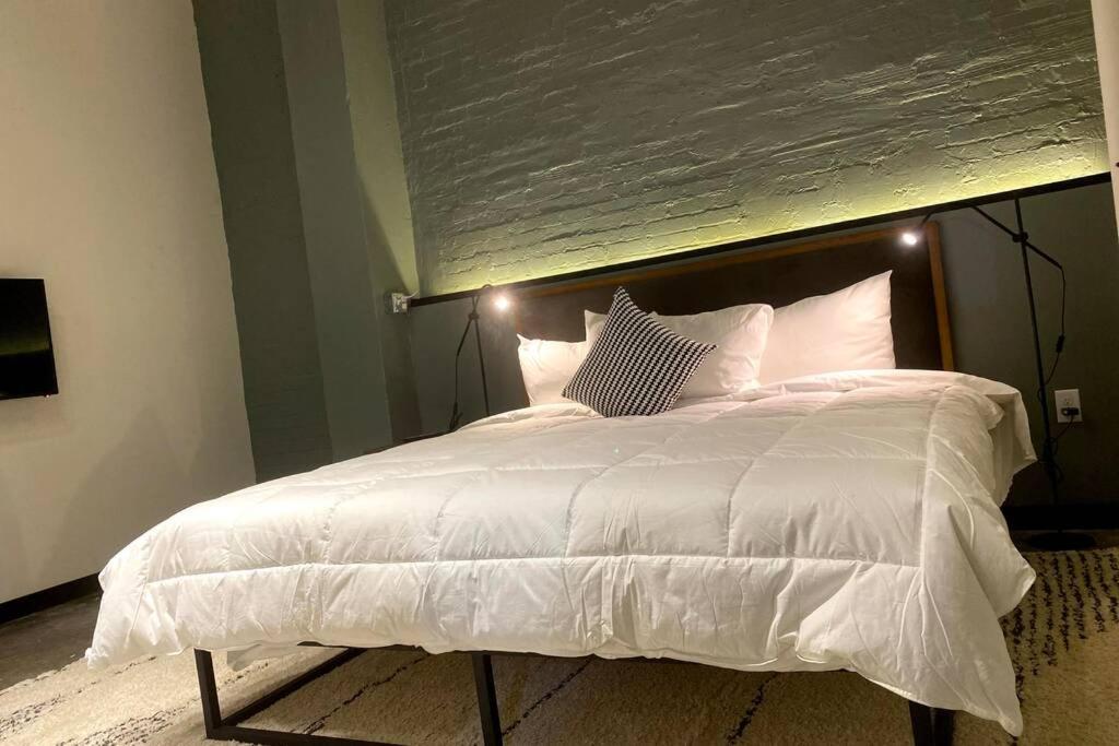3E-Spacious 2 Bedroom In Oakland, Sleeps 8 ピッツバーグ エクステリア 写真