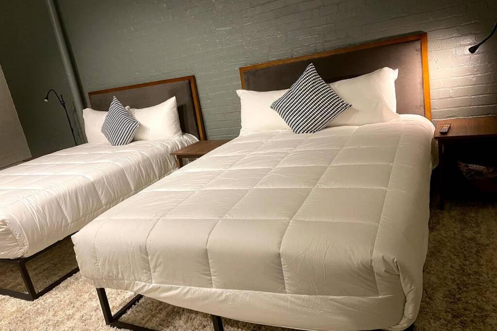 3E-Spacious 2 Bedroom In Oakland, Sleeps 8 ピッツバーグ エクステリア 写真